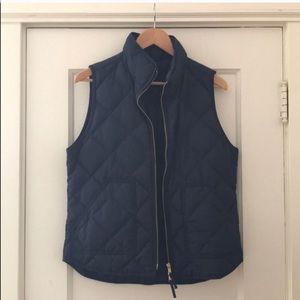 J crew navy quilted vest